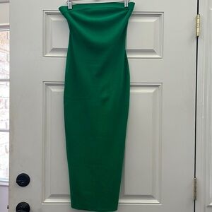 green strapless body con!! comes to mid shin length